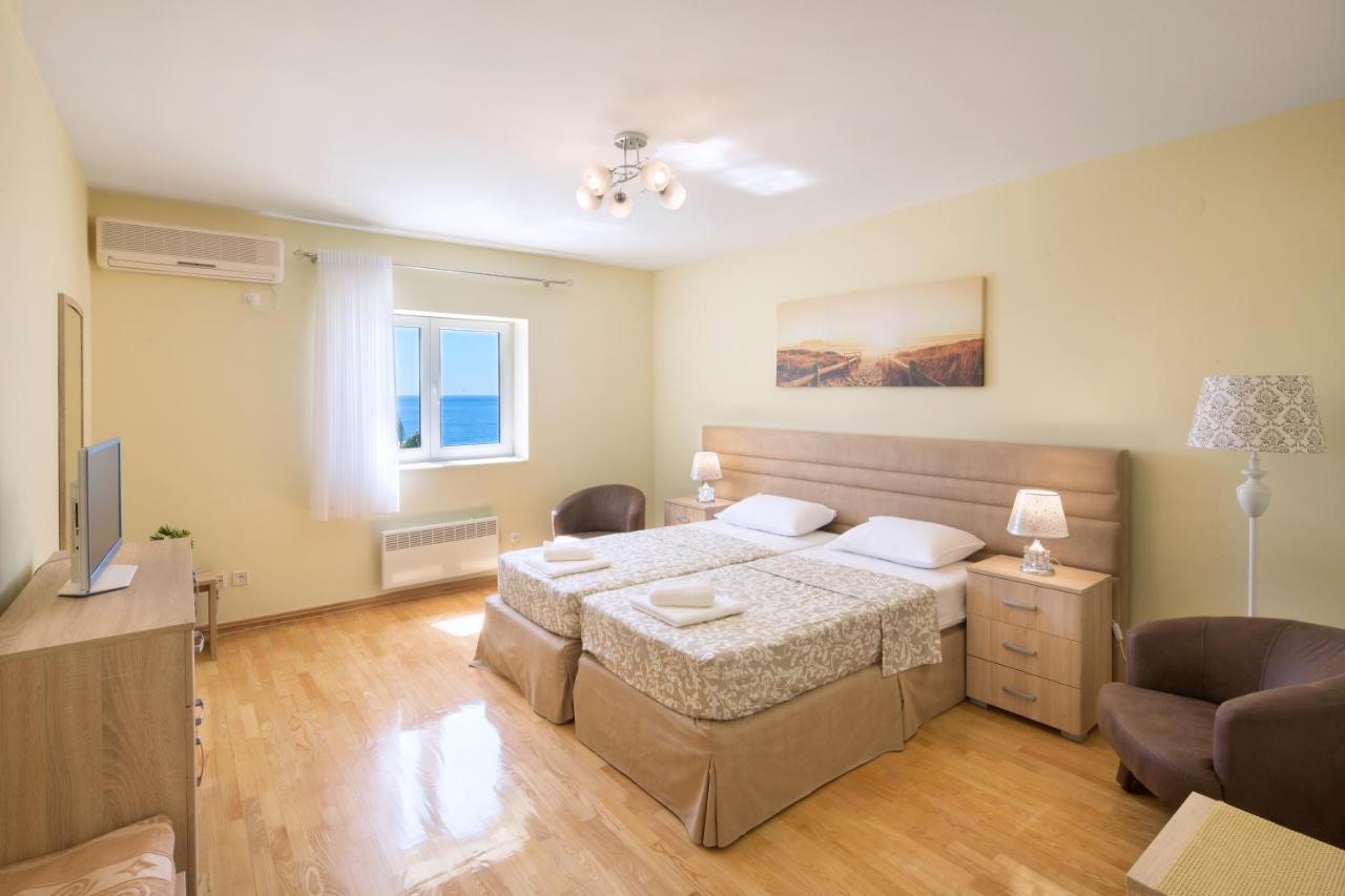 Family Apartment With Sea View Sveti Stefan Budva Zewnętrze zdjęcie